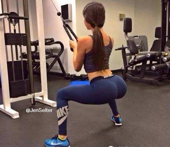 外电军情|西媒讽特朗普：“美国优先”帮普京走出困境