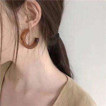 巩俐30年前旧照曝光 清纯甜美气质出众